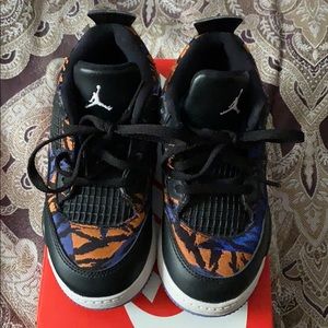 Kids Jordan 4 Retro black rush violet